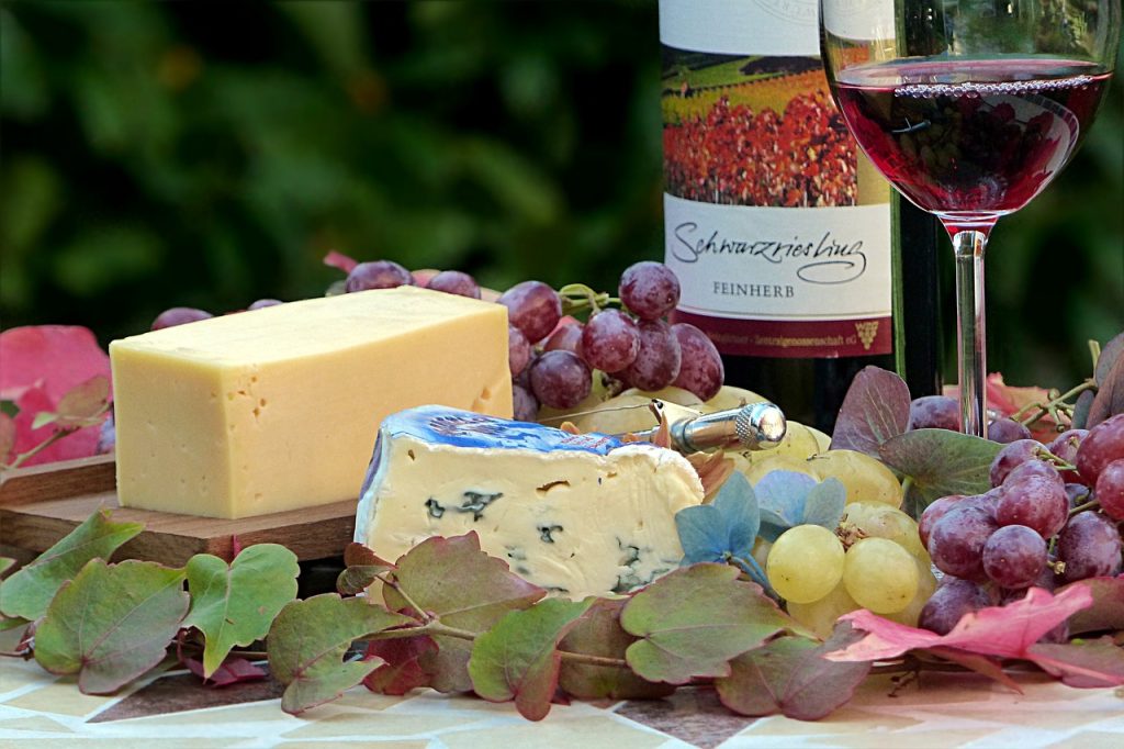 Comment choisir le vin pour accompagner le fromage suisse ?